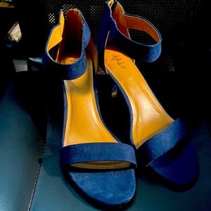 Dark Teal/ blueish Style & Co brand 2 inch women sueded strap shoe, size 10m